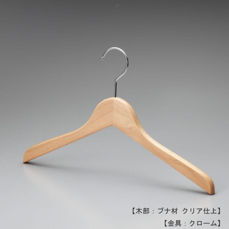 ●ハンガー正面画像
●型番:TY-21
●材質
木部:ブナ材 クリア半ツヤ仕上
金具:クロームメッキ(Cr)
●レディース・メンズサイズ
●トップス用
●形状:平肩型
●フェイス:丸頭
●フック:回転式
●ポロシャツ・カットソー・ポロシャツ等に最適な1本。また、大量の商品を展示することが必要な時にも重宝する形状です。