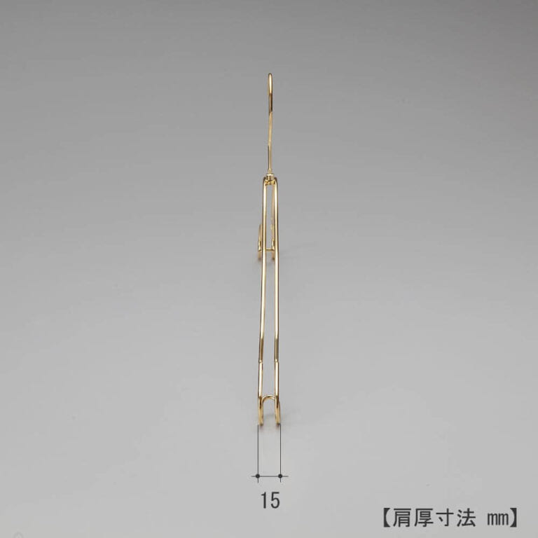 ●ハンガーを横から見た画像
●肩先の厚み15mm
●型番:IN-2368A
●寸法標記の画像はアンティークゴールドメッキのハンガーですが、実際にお届けする商品は1枚目の画像のクロームメッキのハンガーとなります。